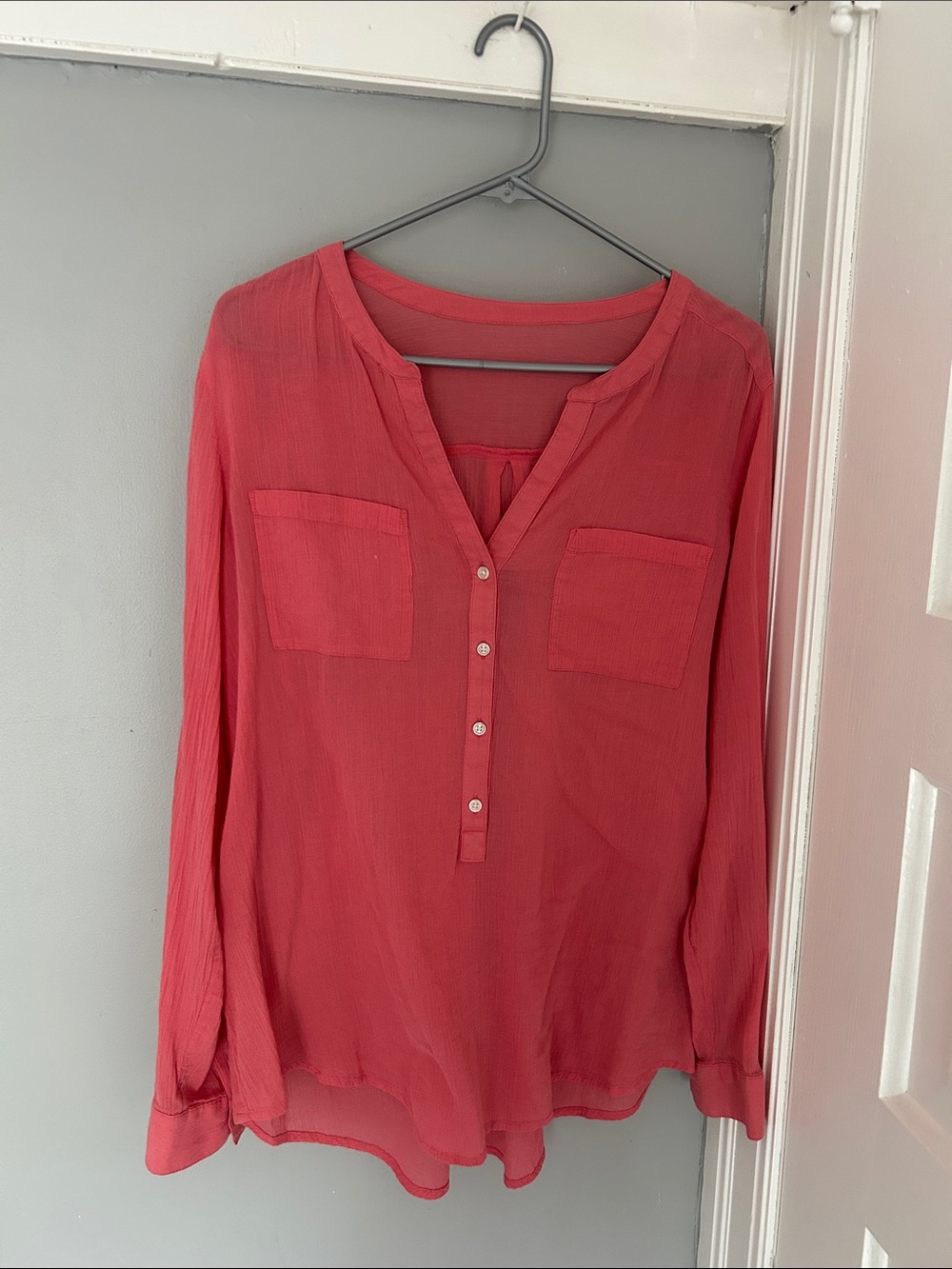 Women's Coral Long-Sleeve Split-Neck Blouse